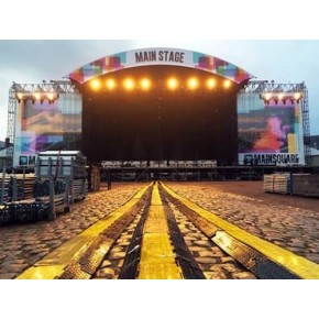  Bâche tendue Main Square ARRAS 2024