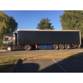  Bel ensemble routier , bâché chez NORD BACHES