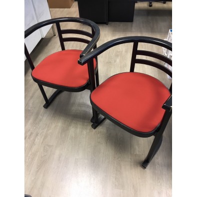 Ré-entoilage de galettes d'assise pour chaises de bureau
