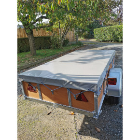 Bâche imperméable pour remorque 200 x 120 cm avec sandow - Clinique  Remorque 17